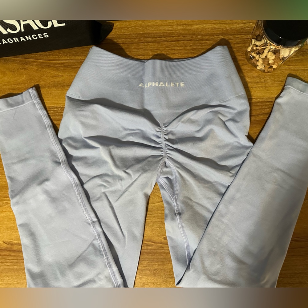 Small Amplify Alphalete leggings color mystic blue